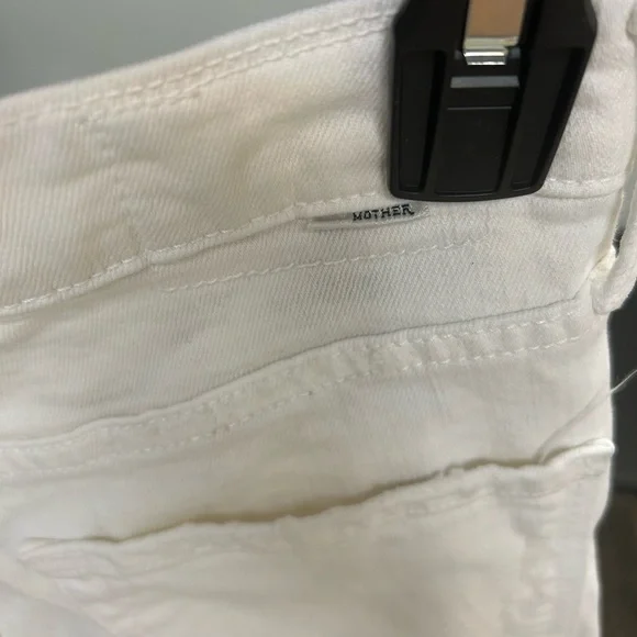 ‼️BF SALE ‼️MOTHER Superior Tomcat Ankle distressed in color Quite Innocent - Picture 6 of 10